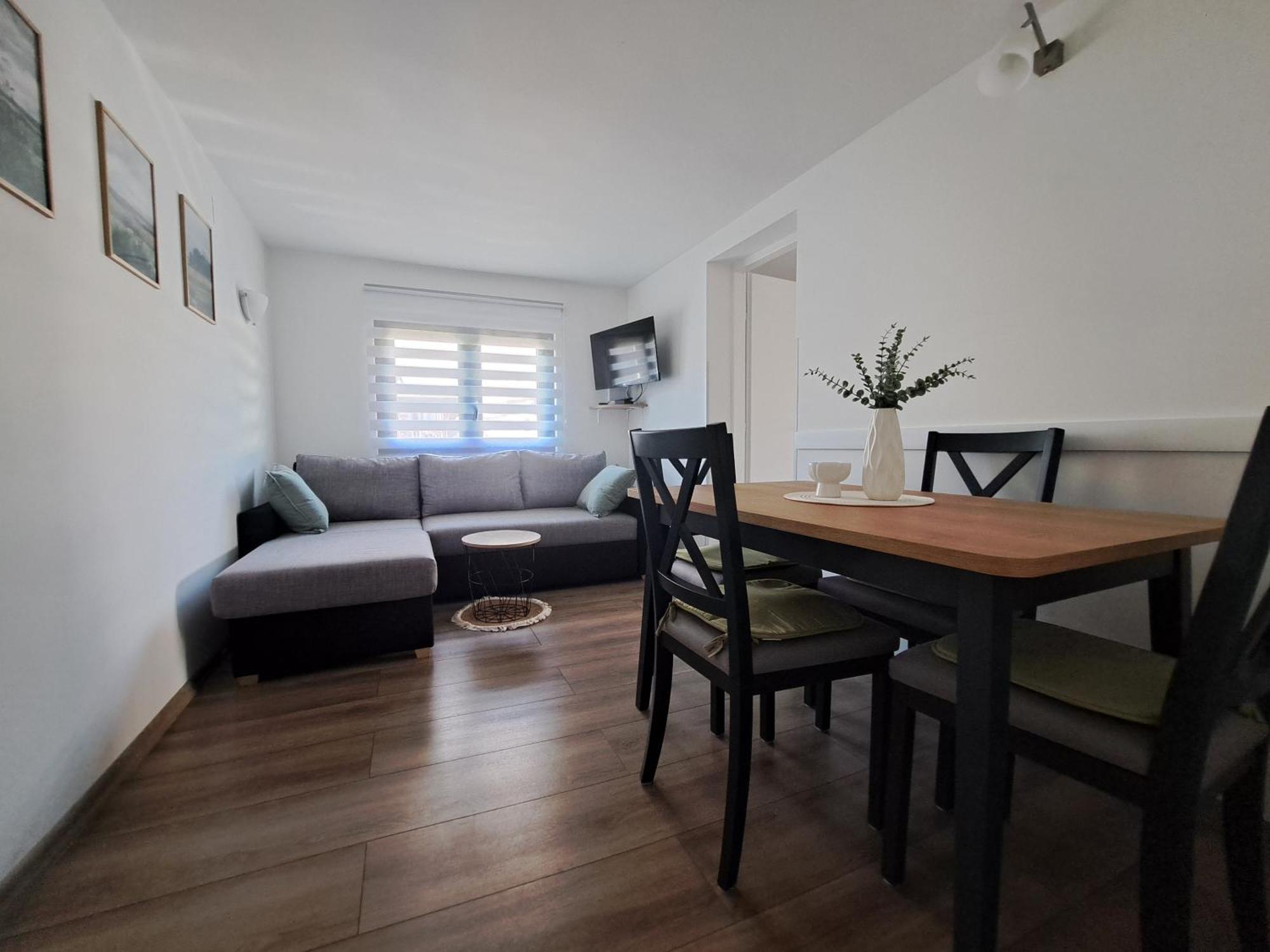 Apartman Luma Gospić Buitenkant foto
